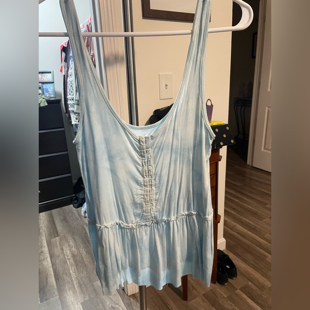 American Eagle tank top from the “super soft sexy” line. Size XS.